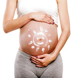 妊婦さんにおすすめの市販日焼け止め13選【妊娠中の紫外線対策】胎児に影響は？