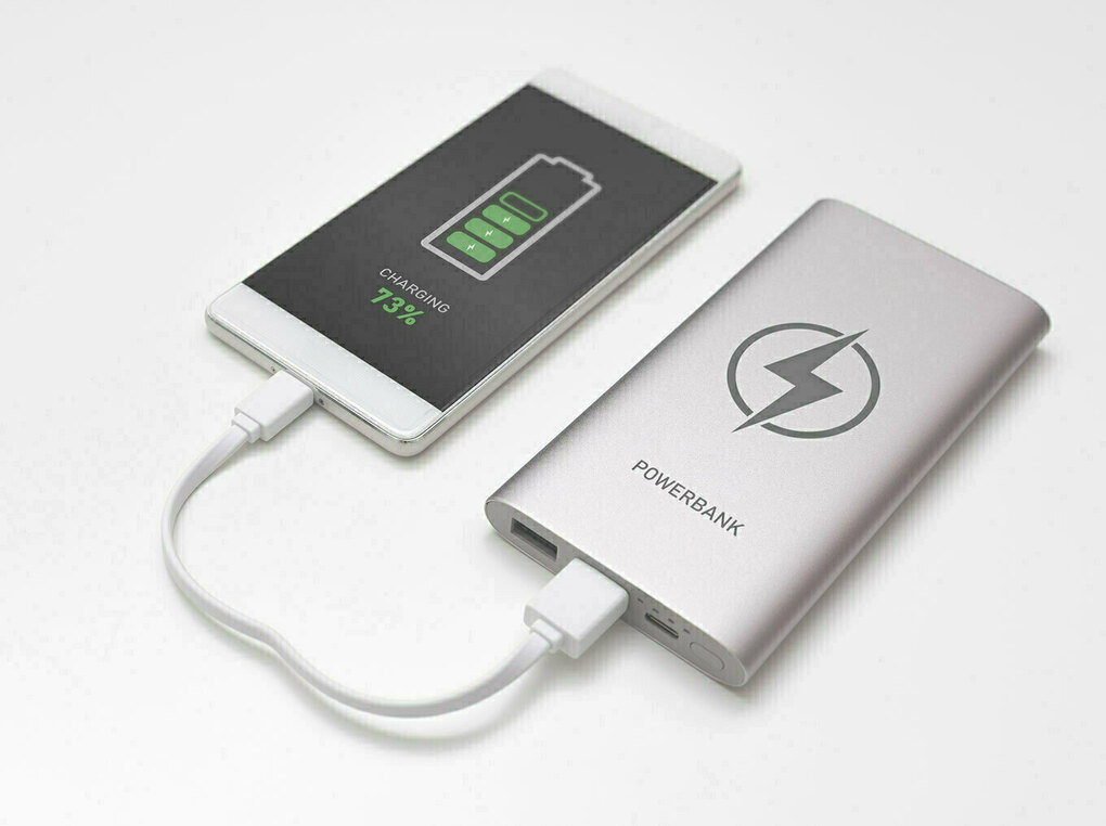 短いLightningケーブル人気おすすめ8選！高コスパ・頑丈、iPhoneユーザーは必見！