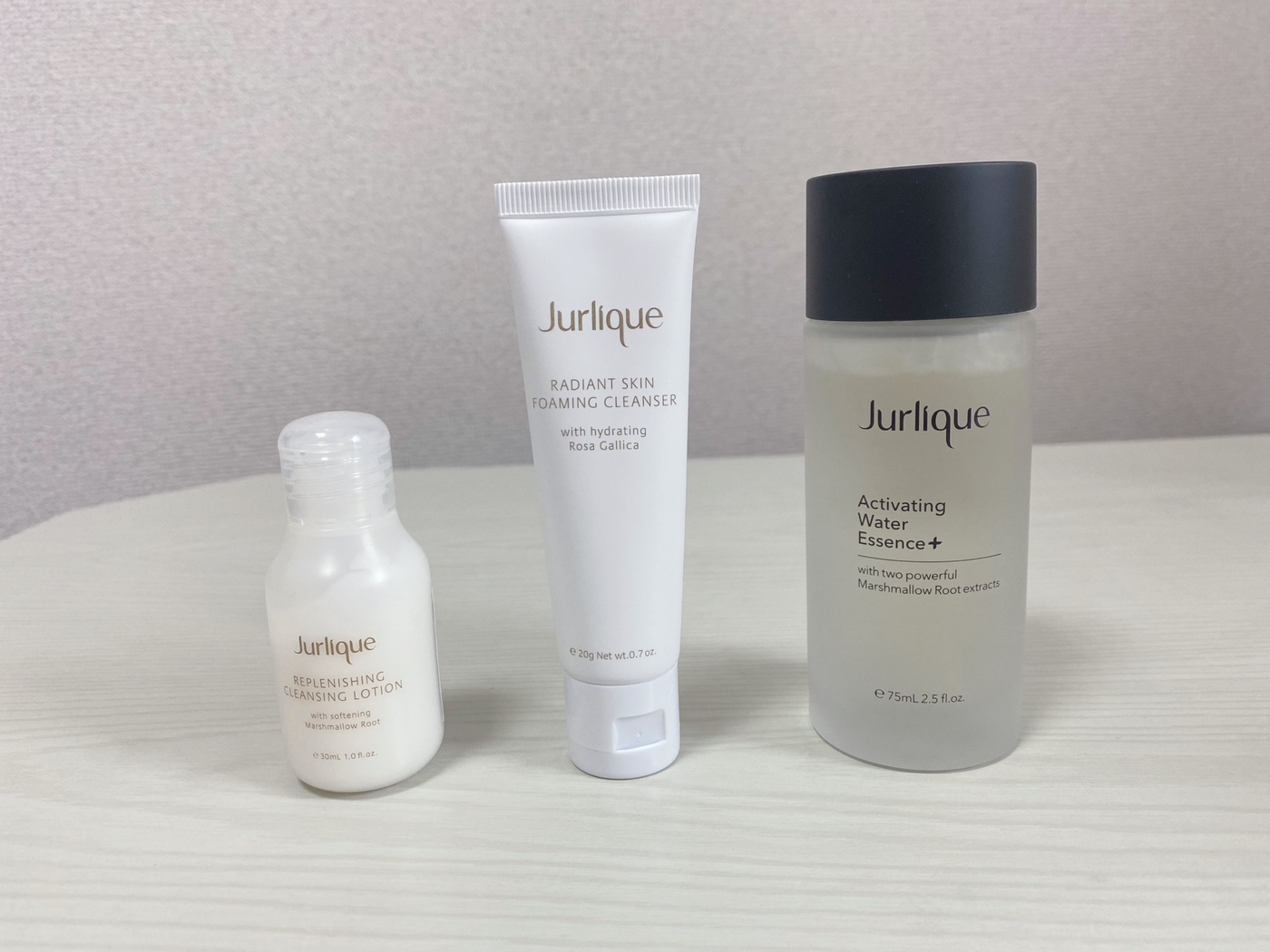 最大10%OFFクーポン Jurlique ラディアントグロウ フォーミング