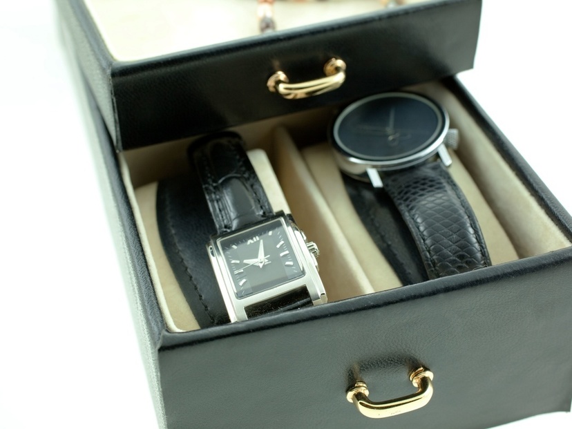 腕時計ケースおすすめ商品11選 時計の寿命を延ばす おしゃれなデザインから持ち運び用まで マイナビおすすめナビ