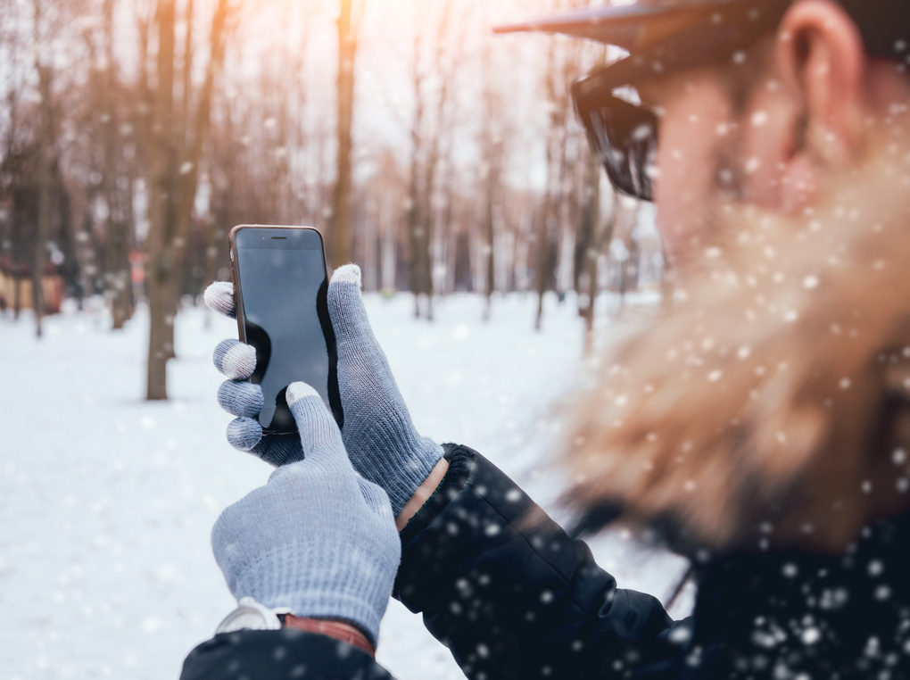 手袋買うなら”スマホ対応”がおすすめ！とにかく使い勝手抜群！