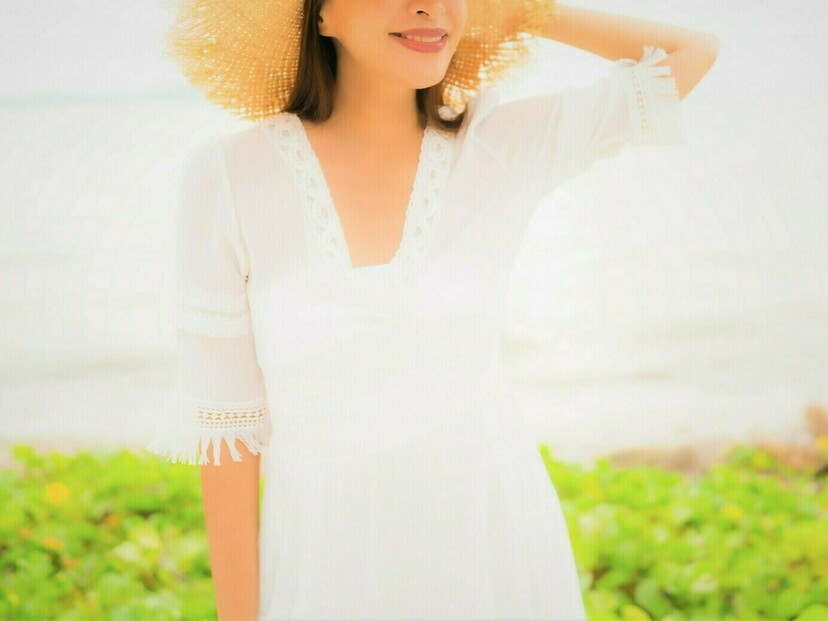 アラフォー世代の夏コーデに！ワンピースは◯◯素材が狙い目！
