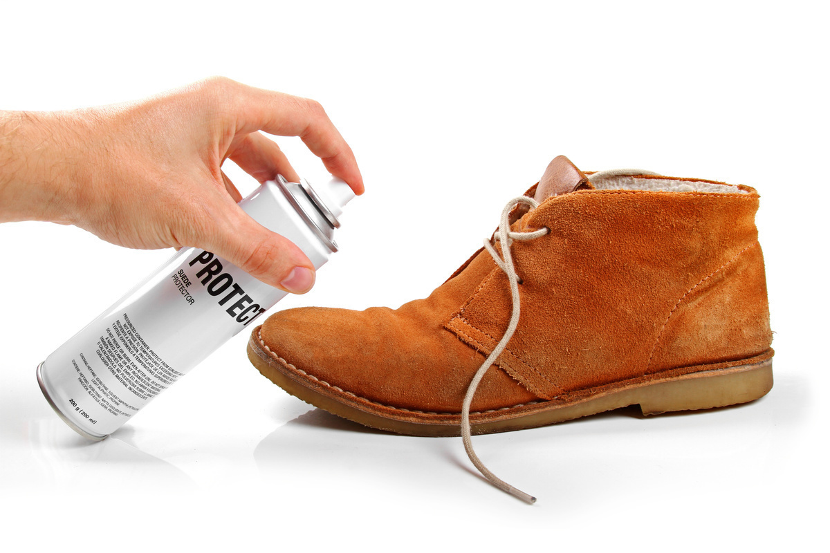 靴用防水スプレーおすすめ16選｜シューズを汚れから守る最強アイテム | マイナビおすすめナビ