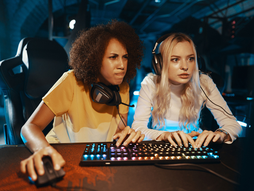 【2024年】安いゲーミングキーボード人気おすすめ11選【コスパ最強】テンキーレス・LED搭載も