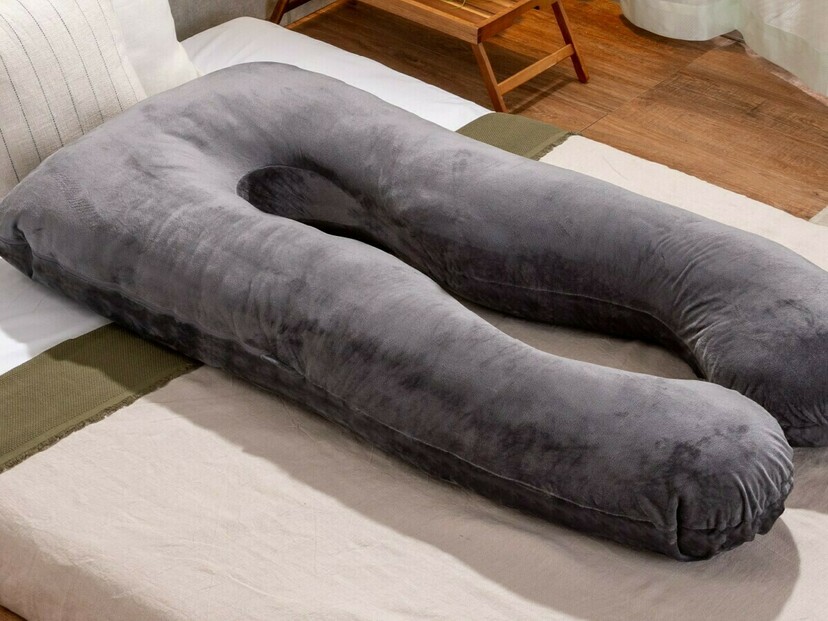 話題の寝具ブランド、GOKUMINから誕生した『すっぽり包まれ枕』で快眠＆リラックス！