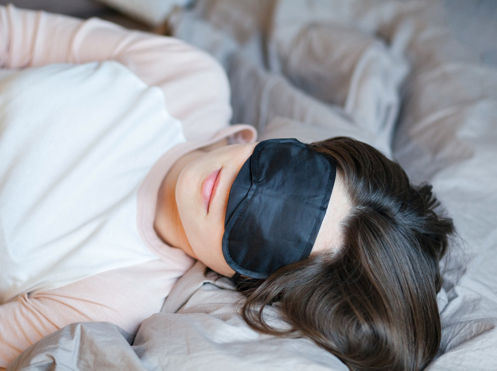 口コミで人気のBAKUNEアイマスクを徹底レビュー！睡眠への効果を本音で語ります！