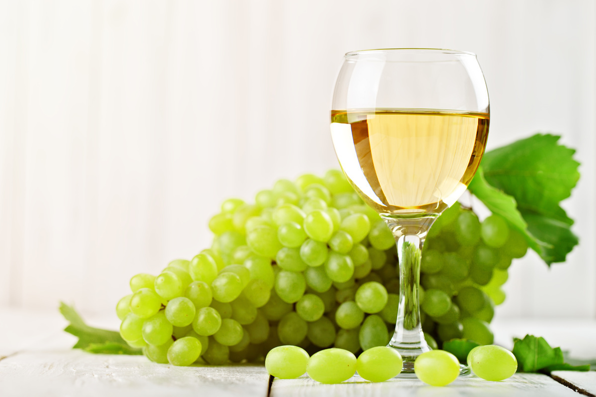 ボルドー産白ワインおすすめ11選｜ブドウの品種や産地、格付けなどの基礎知識も解説 | マイナビおすすめナビ