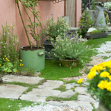 敷石おすすめ人気７選｜DIYで簡単設置！玄関アプローチや庭を美しくおしゃれに