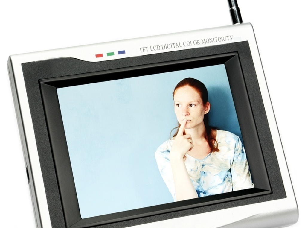 ポータブルテレビ人気おすすめ10選！ 安いモデルやフルセグ・DVD対応の商品も紹介