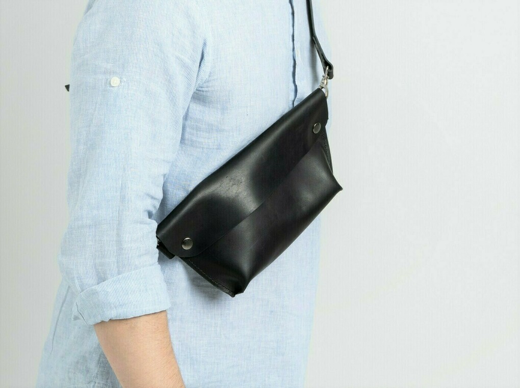 サコッシュのおすすめ16選【メンズ・レディース】人気ブランドのおしゃれな商品を厳選
