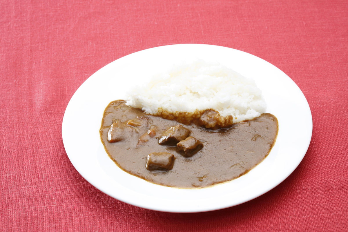 カレー料理本おすすめ14選【初心者向けやスパイス本格派も】おうちで