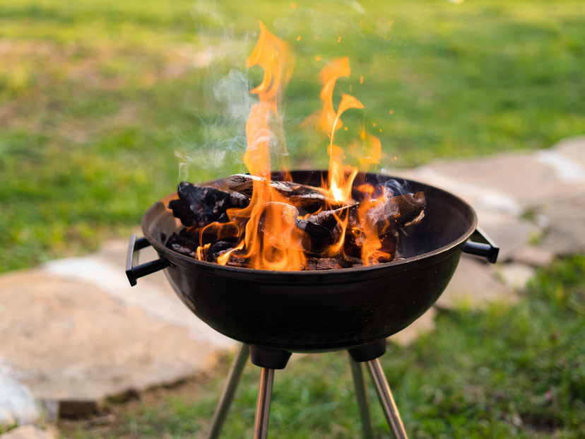 軽量な焚き火台のおすすめ9選 アウトドアライターが教える 調理もできる マイナビおすすめナビ
