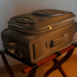 フロントオープンスーツケースおすすめ9選｜荷物の出し入れかんたん【エースやプロテカも】