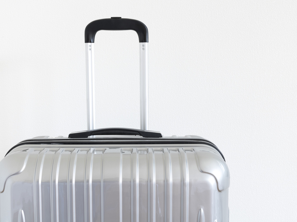アルミ製スーツケースおすすめ8選｜機内に持ち運びできる！リモワ・ゼロハリバートン