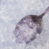 家庭用製氷機おすすめ10選｜透明な氷を自宅でも！ 保冷機能付きやコンパクトサイズも！