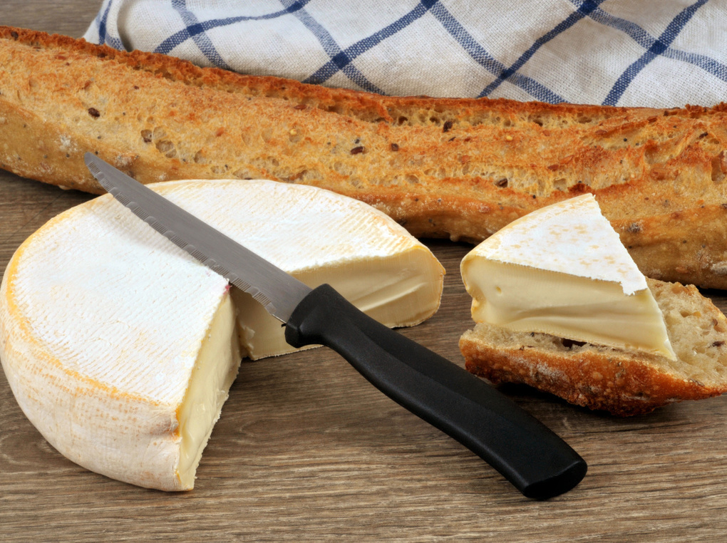 チーズナイフおすすめ5選｜オメガ・パルメザンナイフなど便利な商品を紹介
