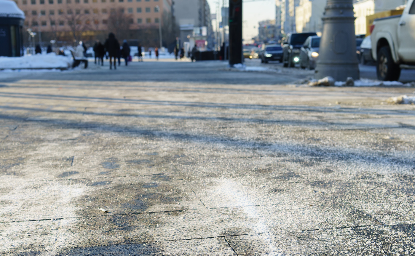 凍結防止剤おすすめ11選 道路や玄関先に 持続性 即効性などに注目 マイナビおすすめナビ