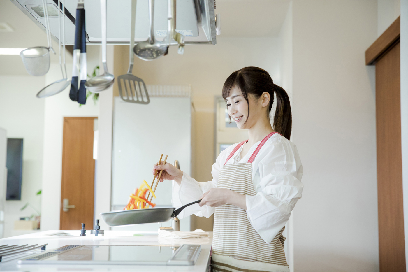 ステンレスフライパンおすすめ11選|餃子や焼きそばもくっつかない! | マイナビおすすめナビ ステンレスフライパンおすすめ11選|餃子や焼きそばもくっつかない! | マイナビおすすめナビ