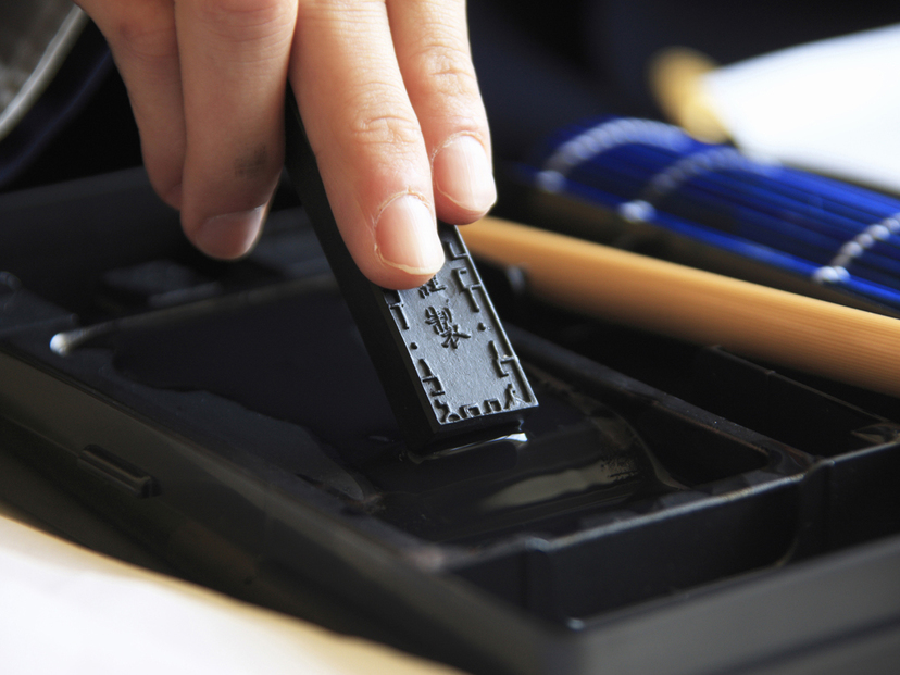 硯の人気おすすめ10選【石の種類や選び方も解説】写経・かな書道に合う硯も！