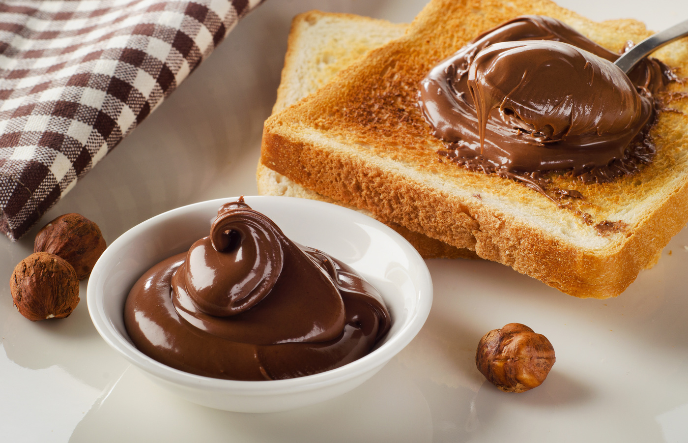 チョコクリームのおすすめ11選｜パンやお菓子をアレンジ！ 容器や原材料で選ぶ | マイナビおすすめナビ