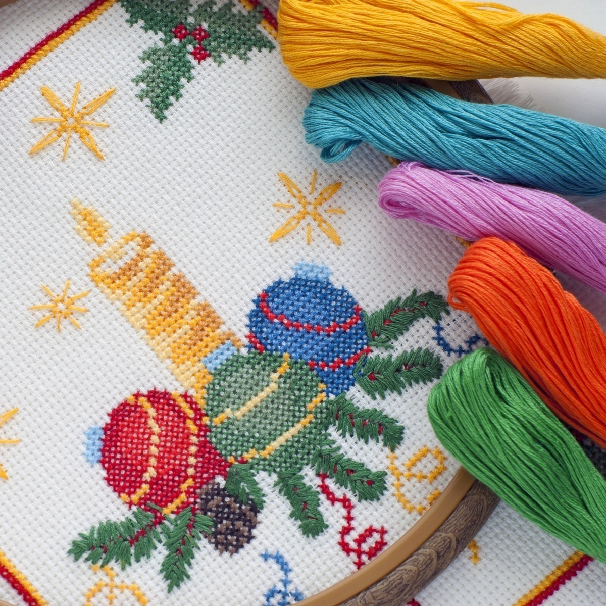 刺繍糸のおすすめ18選｜ミサンガやアクセサリー、あみぐるみ作りに