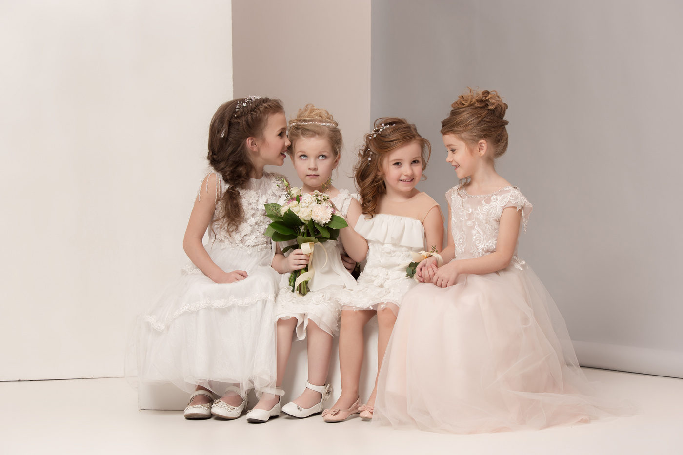 子ども用ドレスのおすすめ18選｜ディズニープリンセスも【結婚式・発表