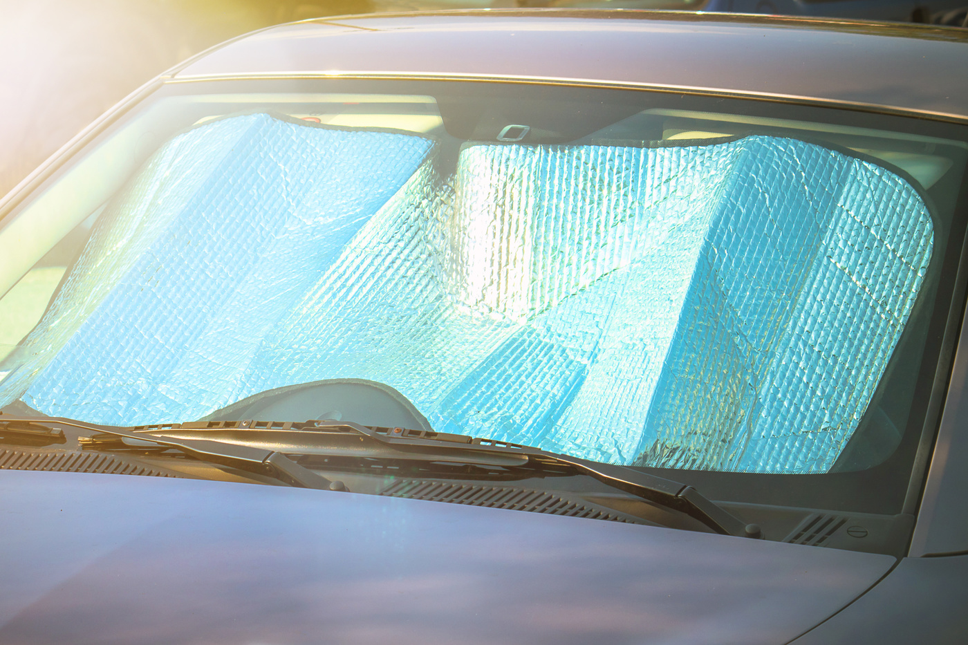 車用サンシェードおすすめ6選｜車内の温度上昇を防ぐ【日焼けや紫外線対策にも】 | マイナビおすすめナビ