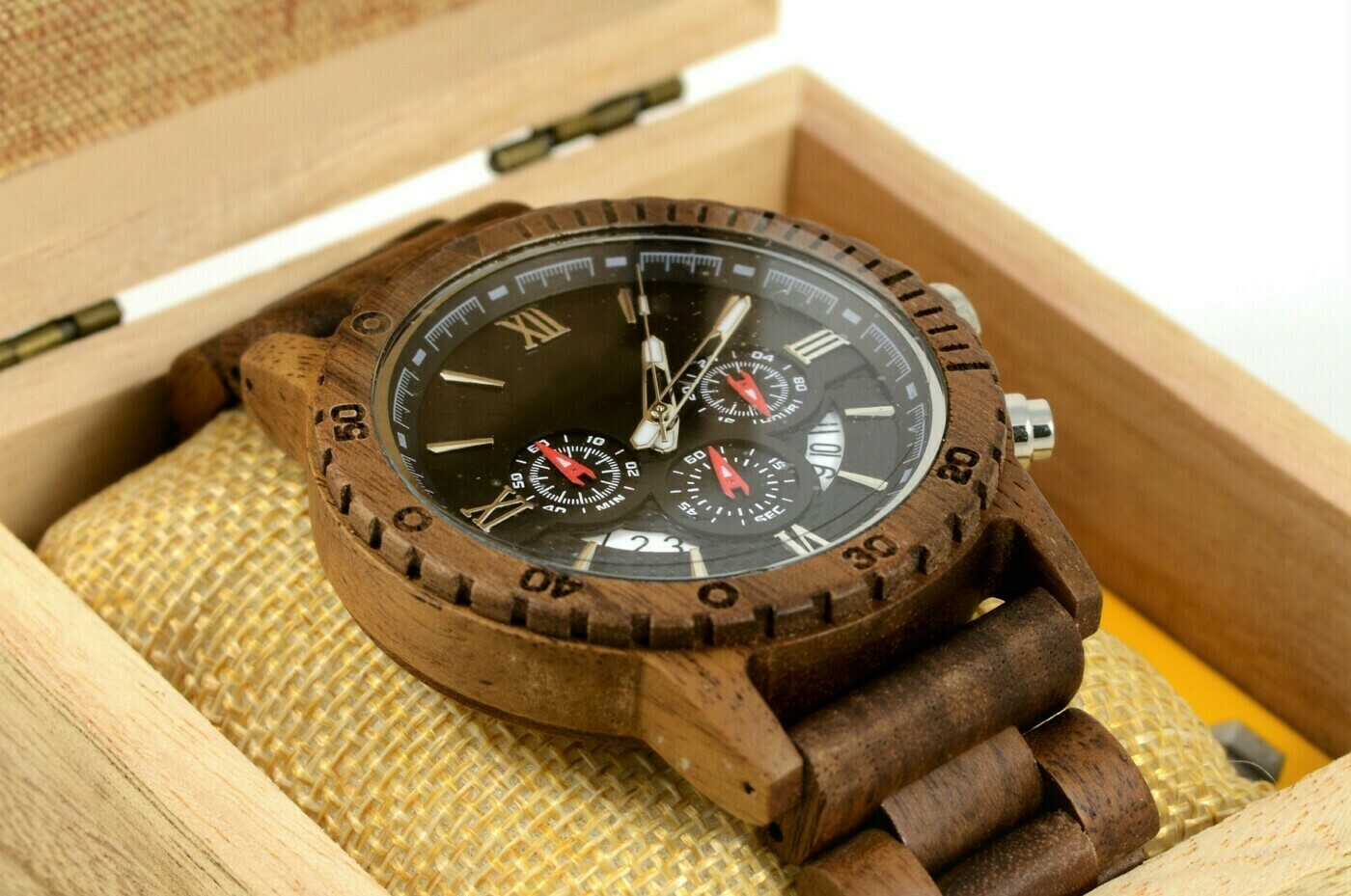 木製腕時計おすすめ10選｜ペアウォッチや日本製ムーブメント採用モデル