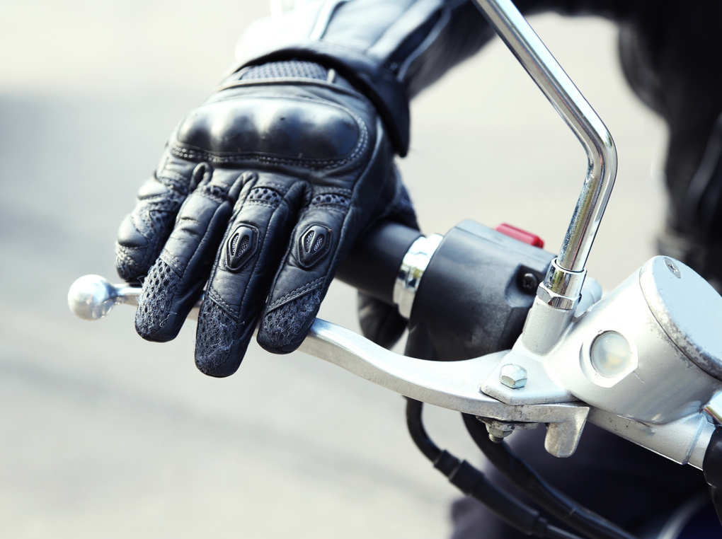 バイク用グローブ人気おすすめ10選！スマホ対応・電熱線内蔵・3シーズン対応も