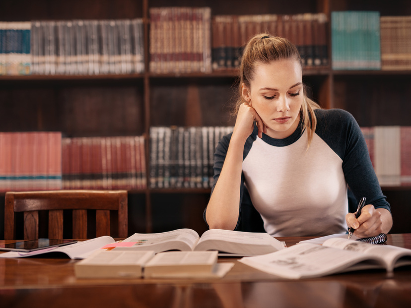 大学入学共通テスト用・倫政参考書人気おすすめ11選！わかりやすい一問一答形式も