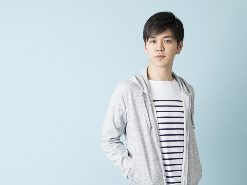 春はこの一着を着回したい！おすすめのジップパーカーをメンズ・レディース別に紹介！