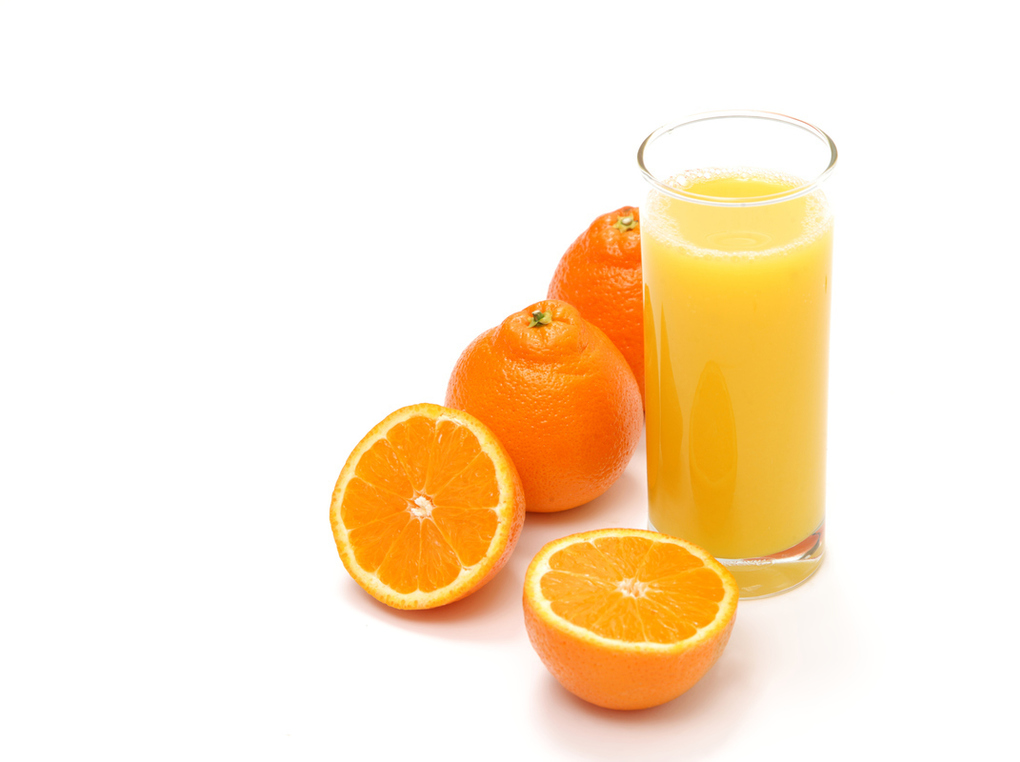 オレンジジュースおすすめ15選｜濃縮還元からストレートタイプまで！プレゼントにも！