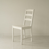 白い椅子おすすめ5選｜ダイニングチェアやおしゃれなデザイナーズチェアを紹介！【お手入れ方法も】