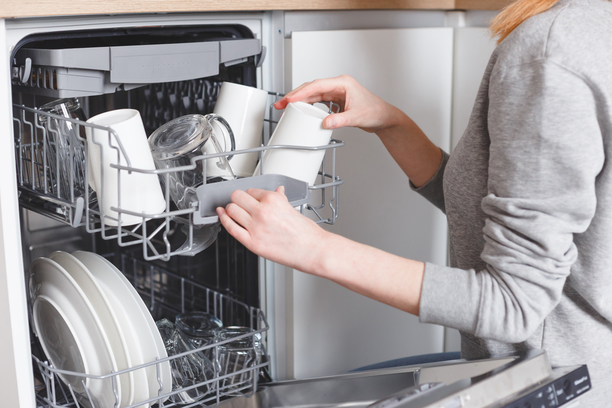 新作通販 食洗機工事不要食器洗浄機家電 除菌 送風乾燥節水節電省エネタンク式食器 キッチン