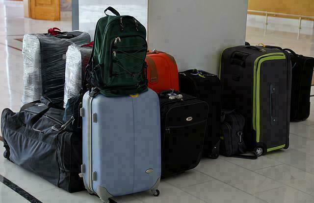 アルミ製スーツケースおすすめ9選｜軽量で頑丈【機内持ち込みや大容量
