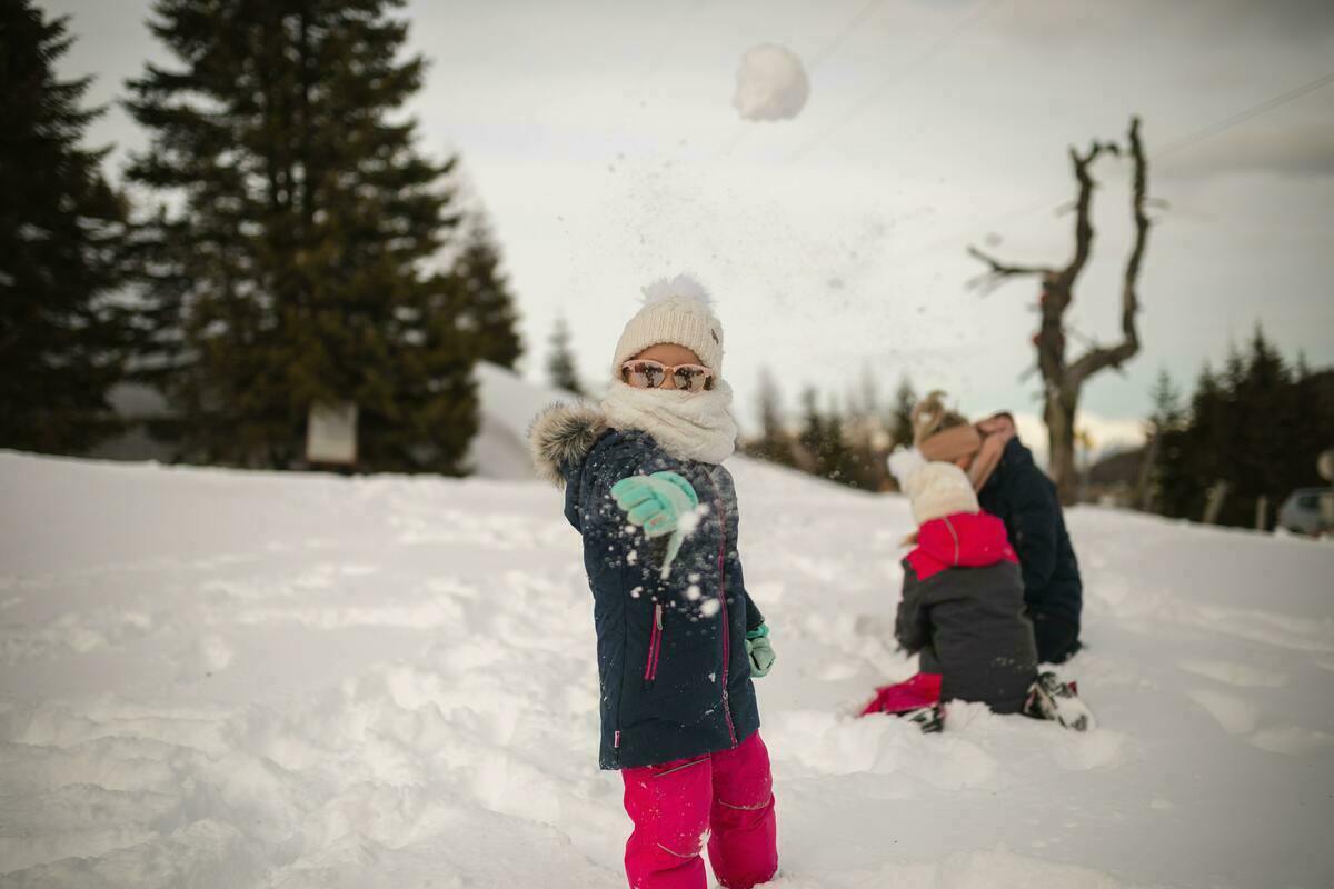 ベビースノーウェアのおすすめ9選【たのしく雪遊び♪】ベビースキー