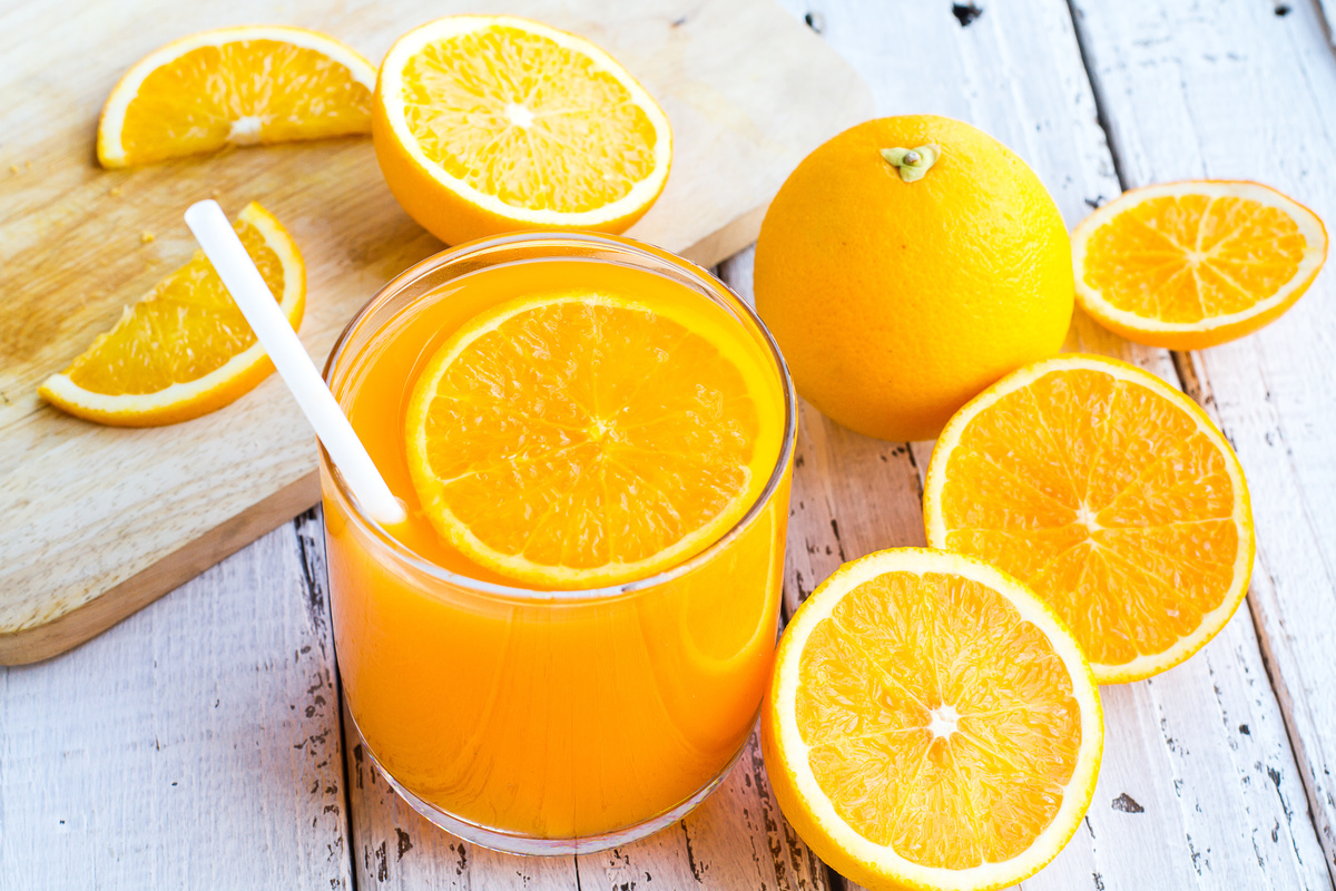 オレンジジュースおすすめ15選 濃縮還元からストレートタイプまで プレゼントにも マイナビおすすめナビ