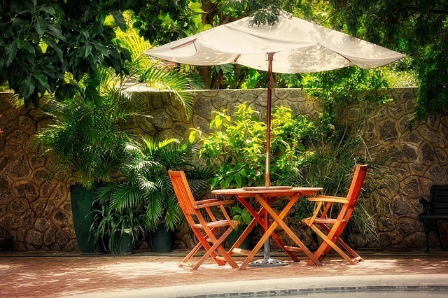 ガーデンパラソル・タープおすすめ7選｜庭をオシャレにできる商品も紹介 | マイナビおすすめナビ