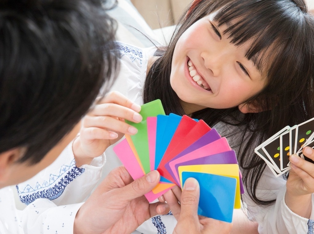 【2024年】カードゲームおすすめ51選｜子供から大人まで盛り上がる！昔流行ったものも