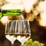 イタリア産白ワインおすすめ8選｜デイリーワインから最高級ワインまで！